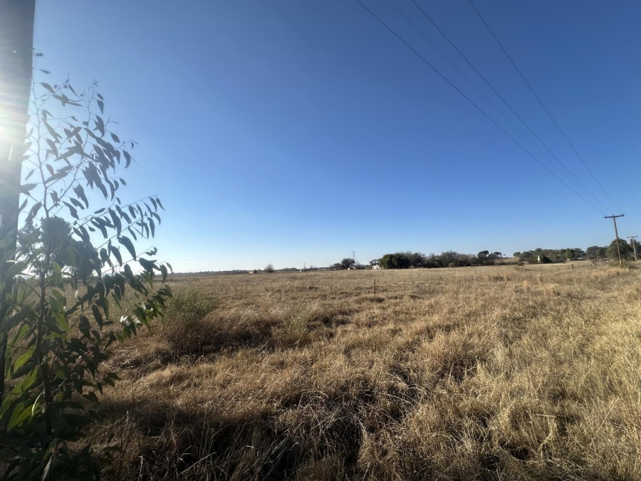 9 Bedroom Property for Sale in Bloemspruit Free State